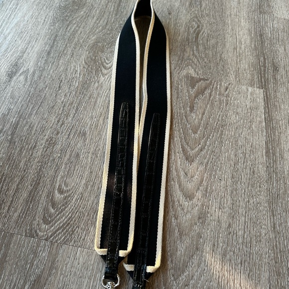 Kurt Geiger Black Croc-Pattern Shoulder Bag - Picture 12 of 15